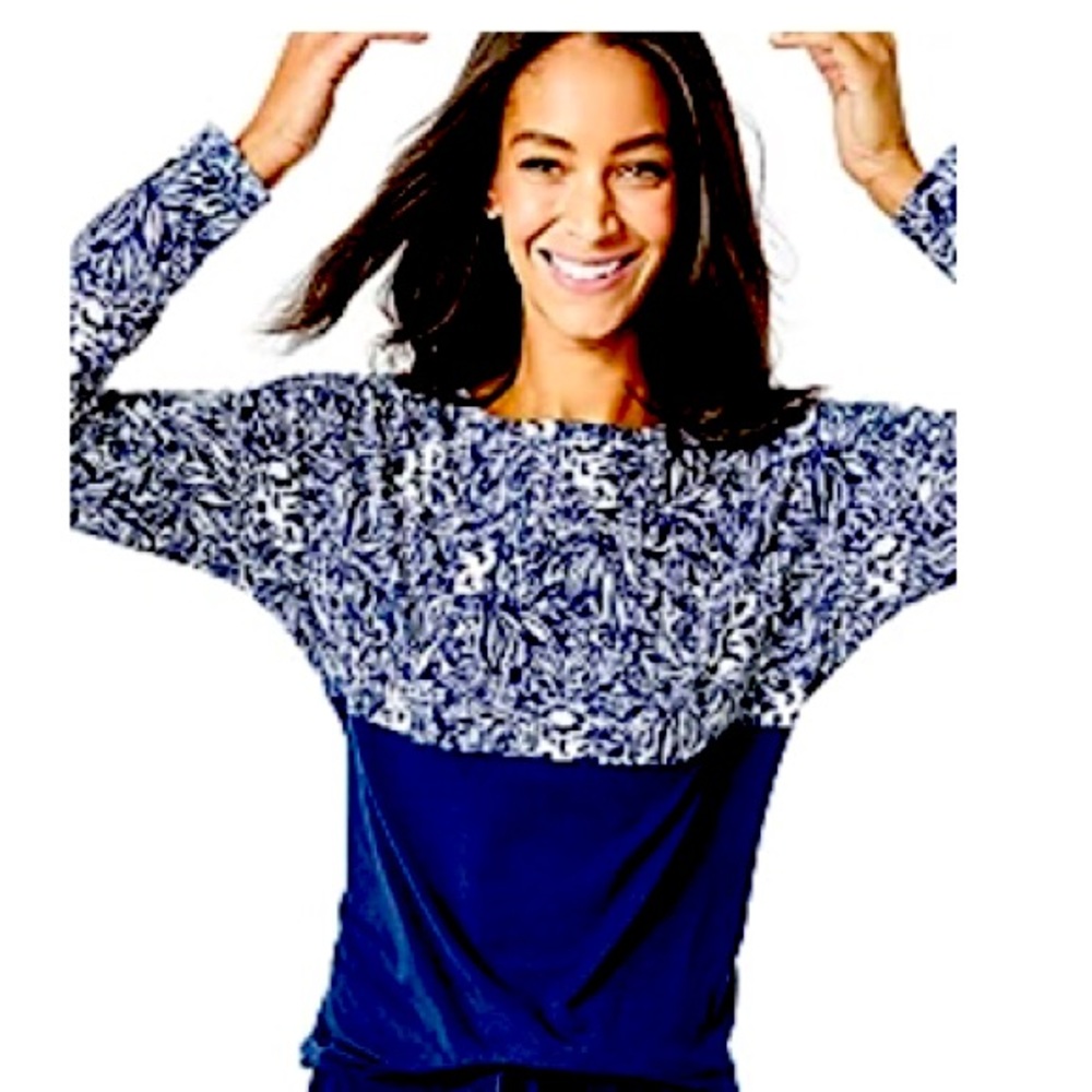 Lilly Pulitzer Finn top size large, like new! worn once gently laundered